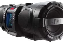 Neuer BoomBlaster mit iPod/iPhone5 Lightning-Dock JVC RV NB75