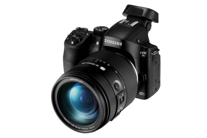 Samsung NX30