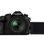 Panasonic Lumix FZ1000 Front LCD