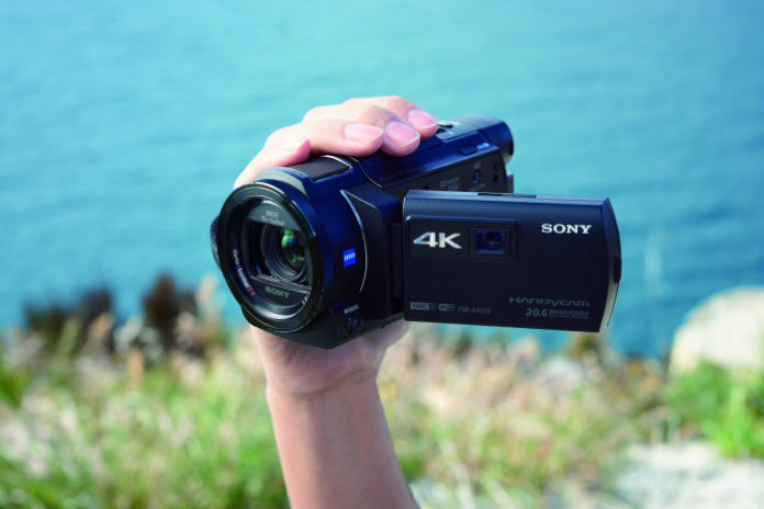 Sony Premium-Camcorder FDR-AXP33