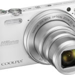 Nikon_Coolpix_S7000_15